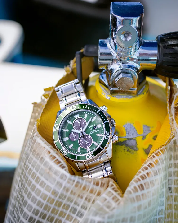 Promaster Dive Green Dial Stainless Steel Bracelet CA0820-50X Promaster Dive Green Dial Stainless Steel Bracelet CA0820-50X